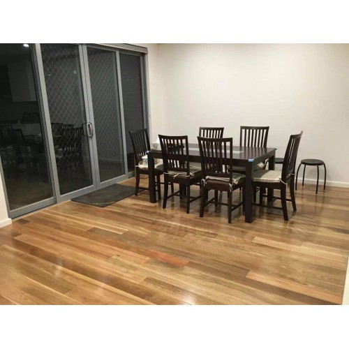 Engineered Timber flooring - Spotted Gum 